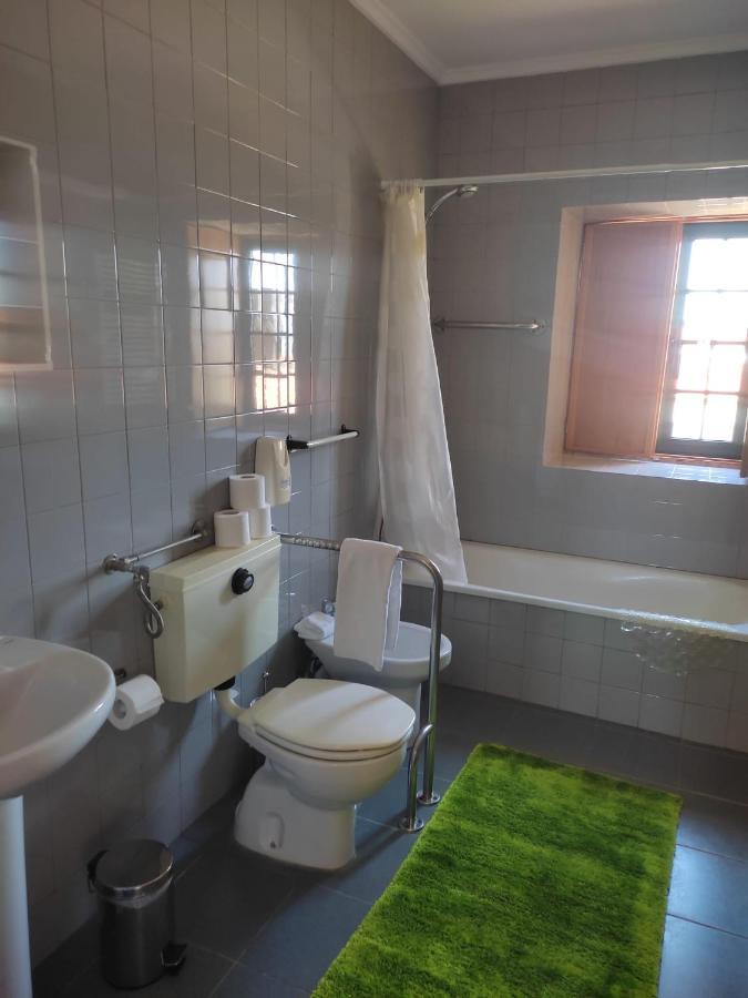 Guesthouse Casa Das Abegoarias Celorico De Basto Buitenkant foto